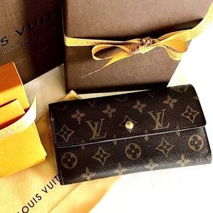 LV Porte Tresor International Wallet